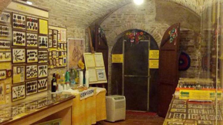 Tra le forme e i colori del Museo dei Bottoni a Santarcangelo di Romagna