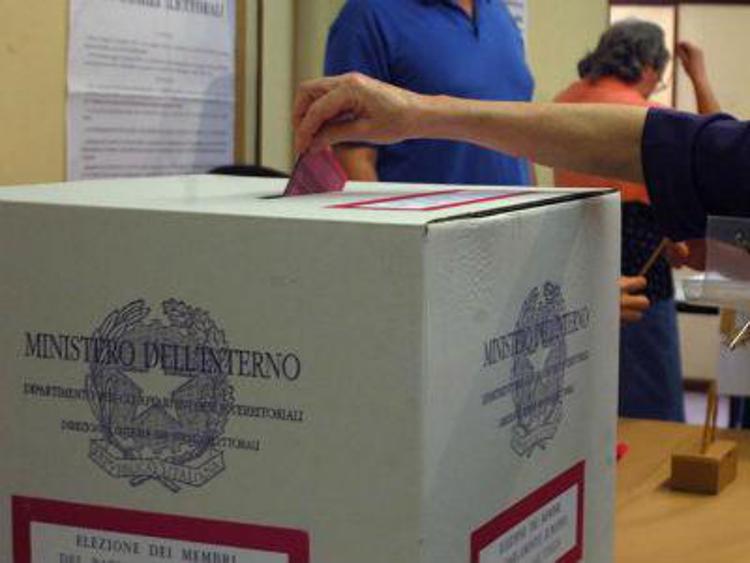L.elettorale: Area riformista scrive a Renzi, fidati di noi, miglioriamo Italicum