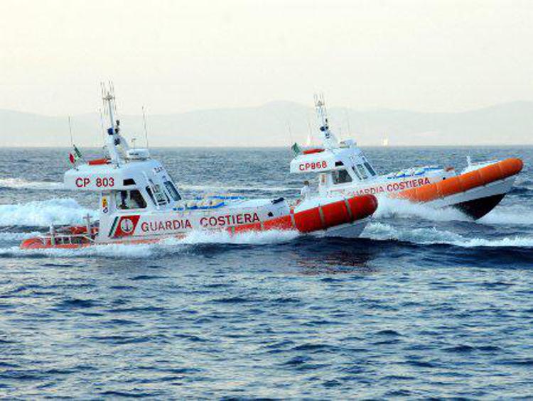 Macerata: affonda peschereccio a Civitanova, 2 morti e 2 dispersi