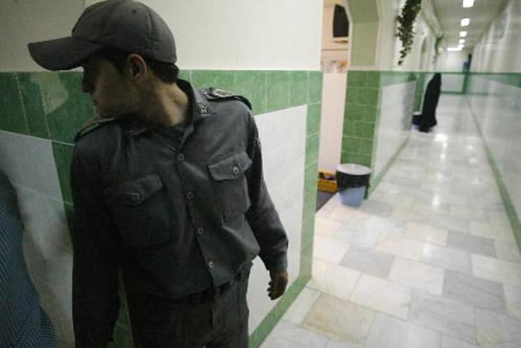 Iran: chiude il 'mattatoio' di Teheran, carcere Evin sarà un parco pubblico