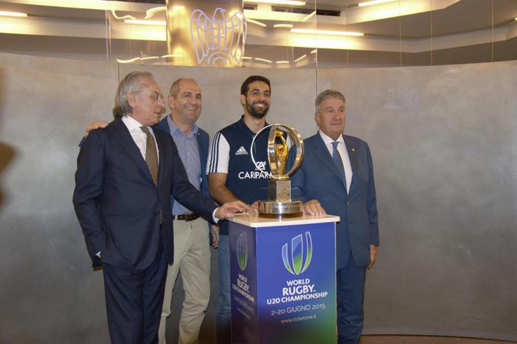 Sport: Mille Miglia e Mondiali rugby Under 20, Brescia presenta i suoi trofei