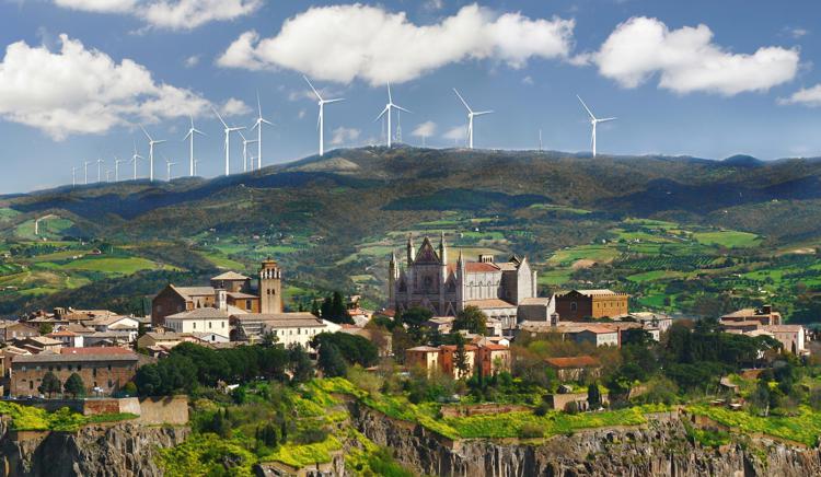 Rinnovabili: Orvieto e Tuscania contro l'eolico, a rischio storia e paesaggio