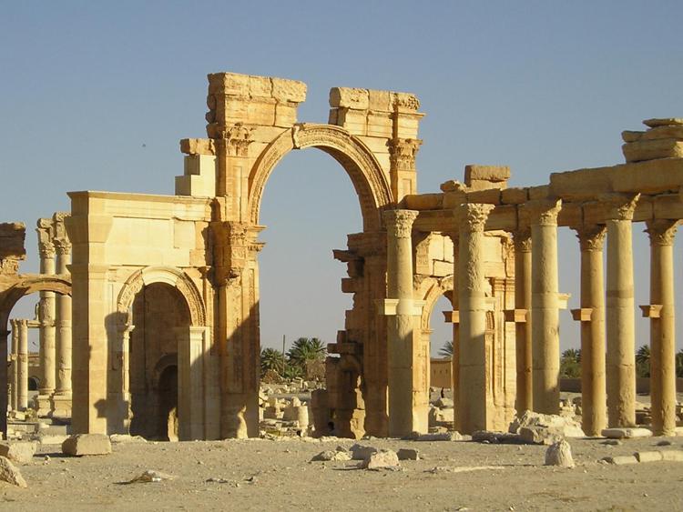 Il sito archeologico di Palmira (Foto da Wikipedia) - WIKIPEDIA