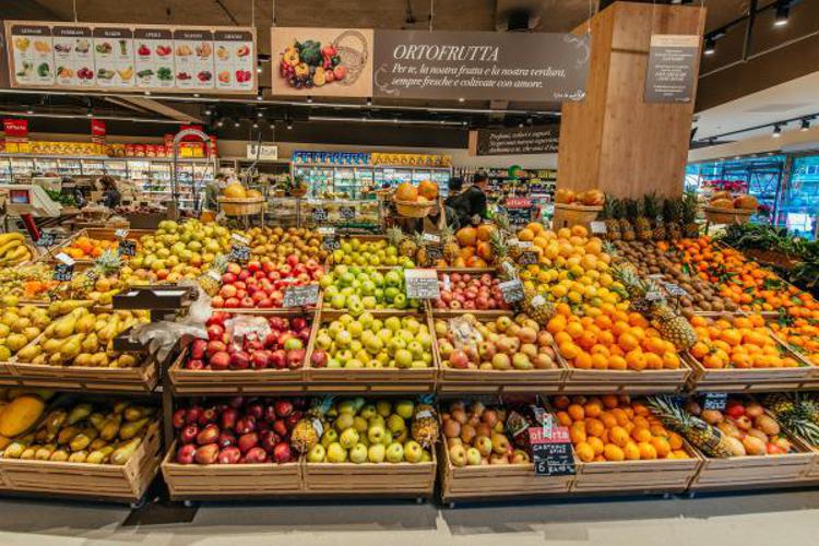 Napoli: apre Carrefour Market Gourmet, primo supermarket h24