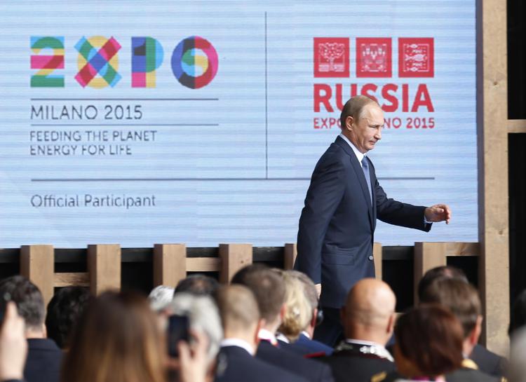Vladimir Putin all'Expo di Milano (Infophoto)