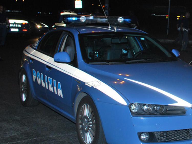 Arrestato da polstrada il rapinatore di 'gratta vinci', colpiva aree servizio di Roma