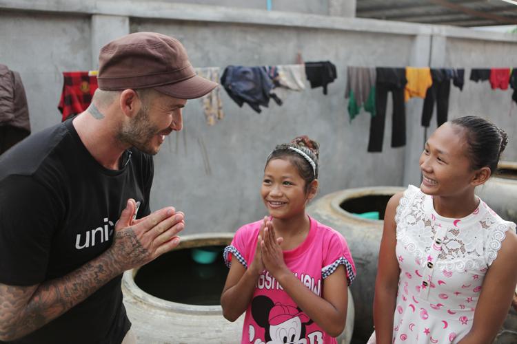 David Beckham, goodwill ambassador dell'Unicef, in missione in Cambogia