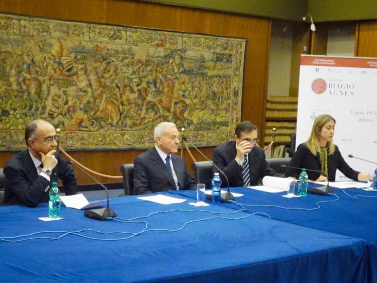 Da sinistra, Giancarlo Leone, Gianni Letta, Luigi Gubitosi e Simona Agnes presentano il Premio Biagio Agnes (Foto AdnKronos) - ADNKRONOS