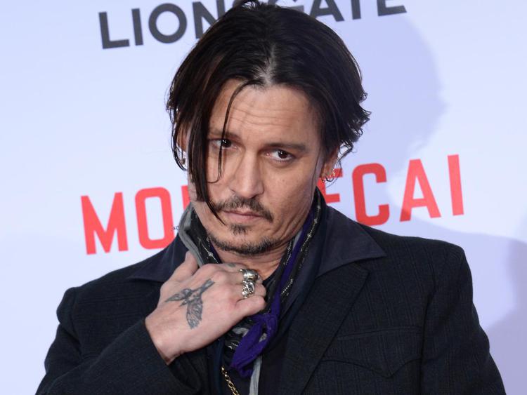 Cinquanta e più ma con stile per Johnny Depp - Adnkronos.com