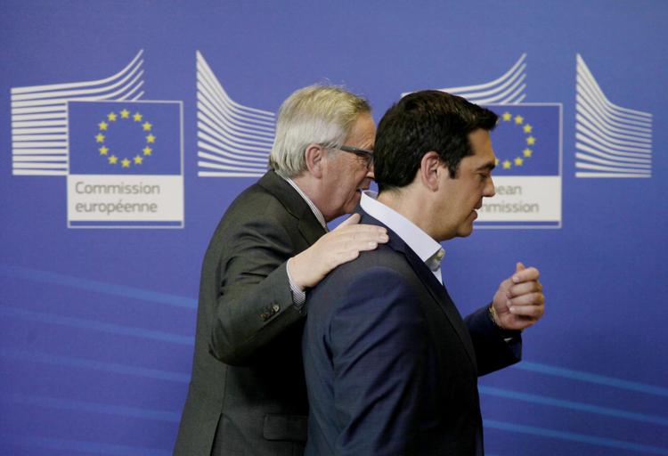 Il presidente della Commissione europea Jean-Claude Junker e il primo ministro greco Alexis Tsipras (Infophoto) - (INFOPHOTO)