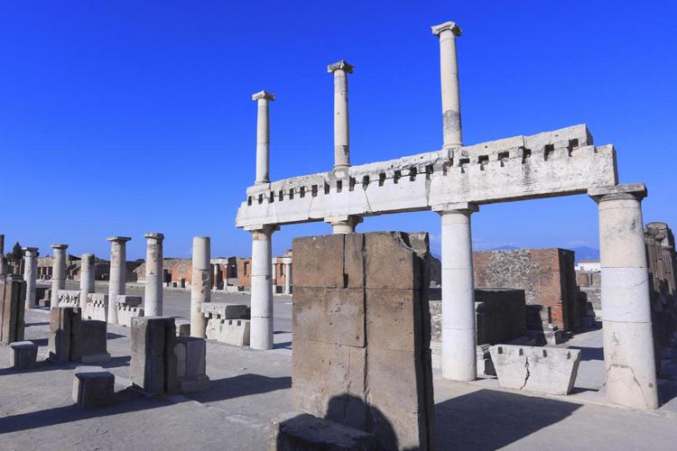 Gli scavi di Pompei (Infophoto)