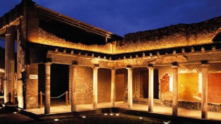 “La notte di Plinio”, spettacoli e visite serali fanno rivivere gli scavi di Ercolano