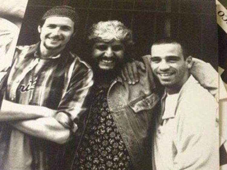 Una foto del 1994 che immortala insieme Jovanotti, Pino Daniele e Eros Ramazzotti (dal profilo facebook di Jovanotti)