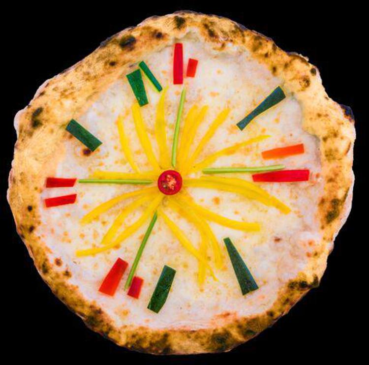 La pizza del 'bosone di Higgs' (Foto INFN Alessandro Catocci- Francesca Cuicchio) 