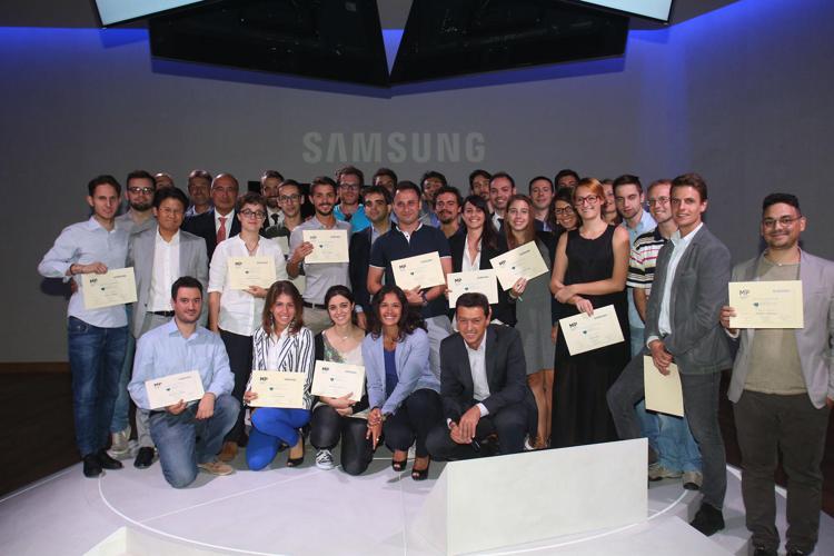 Innovazione: giovani inventori di app si presentano a Samsung Academy