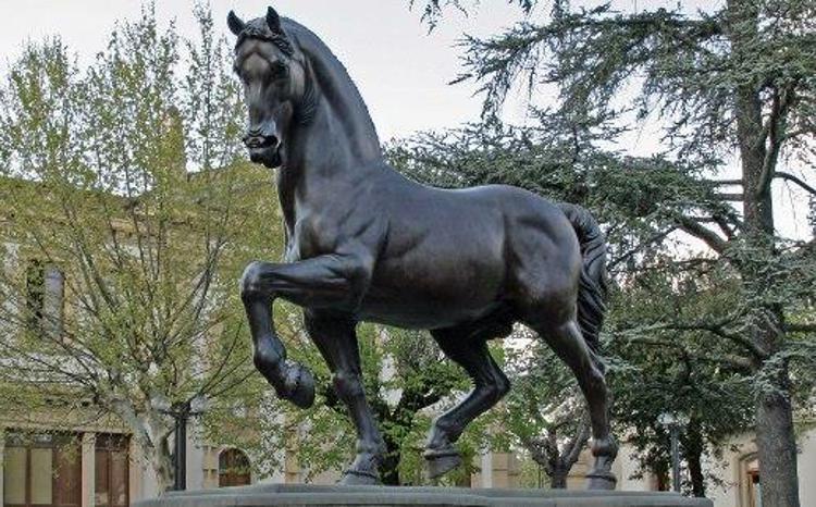 Milano: il Cavallo di Leonardo in piazza Città di Lombardia per sei mesi