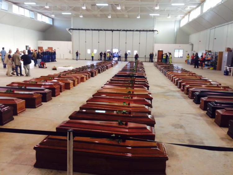Le vittime del naufragio di Lampedusa