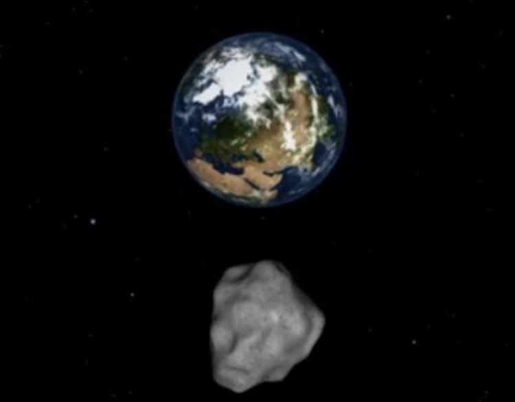 Asteroide sfiora la Terra: per la Nasa è 