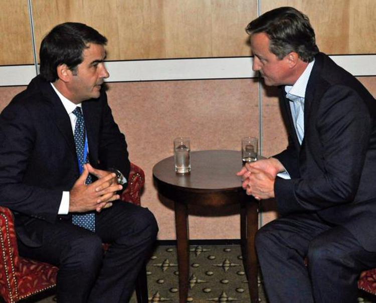 Raffaele Fitto e il premier inglese David Cameron