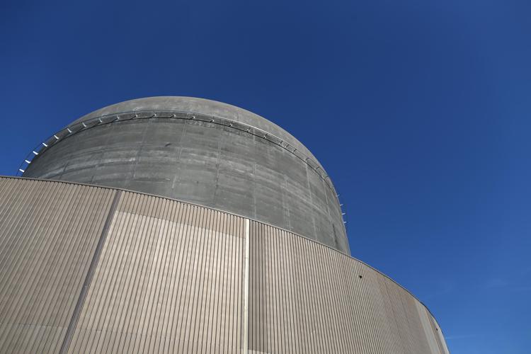 Il reattore di una centrale nucleare francese (Foto Afp) 