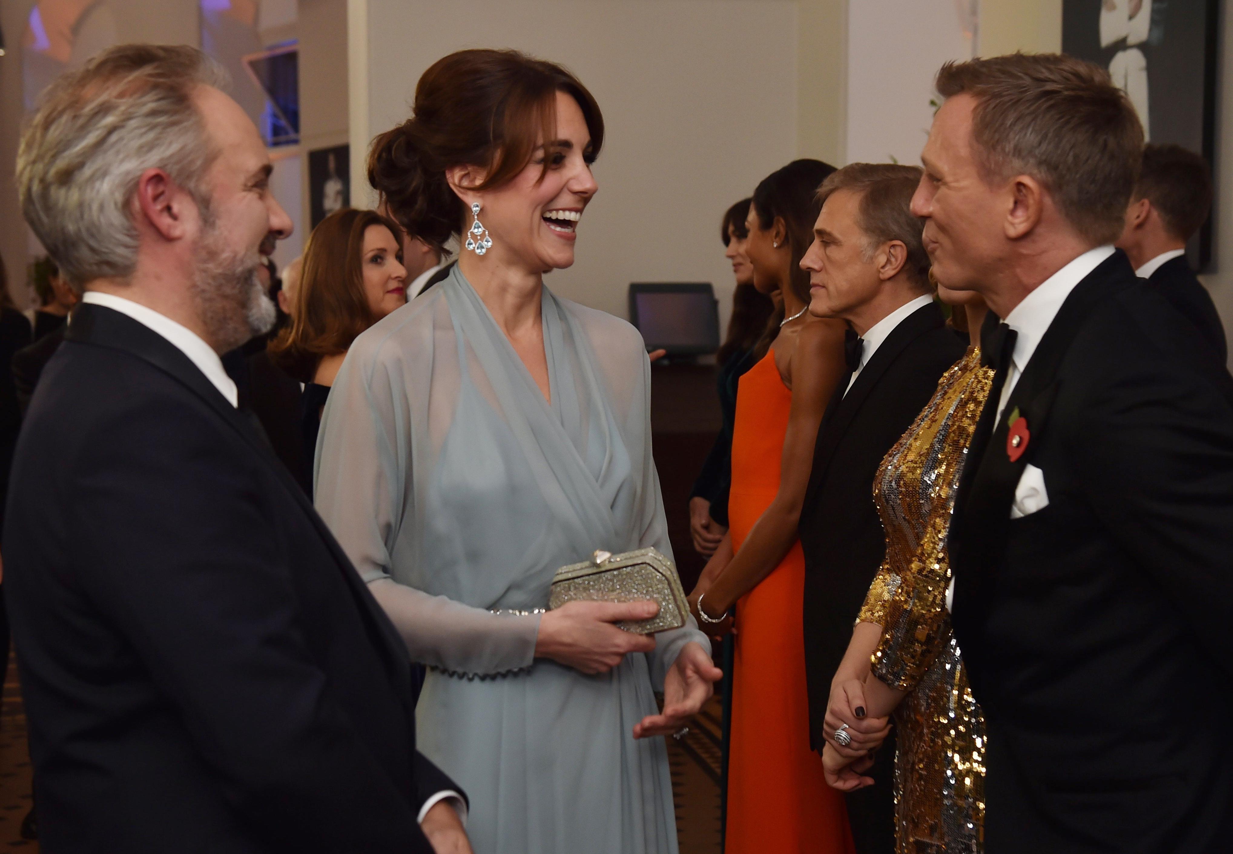 Kate Middleton con Daniel Craig (Afp)