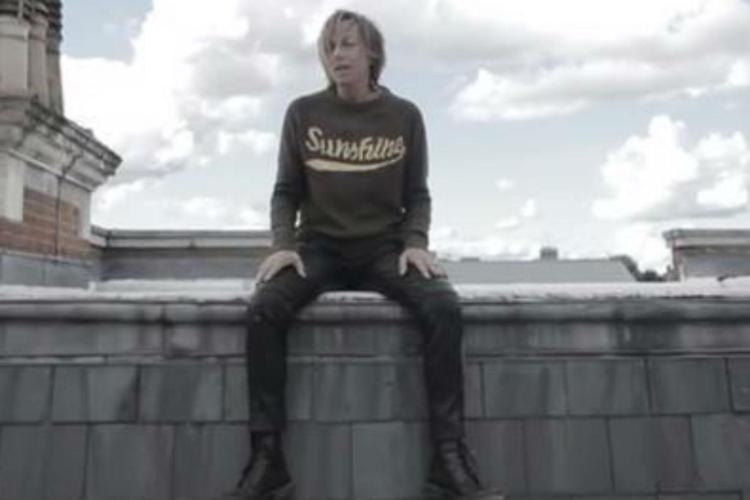 Gianna Nannini sui tetti di Londra nel video di 'Vita Nuova'