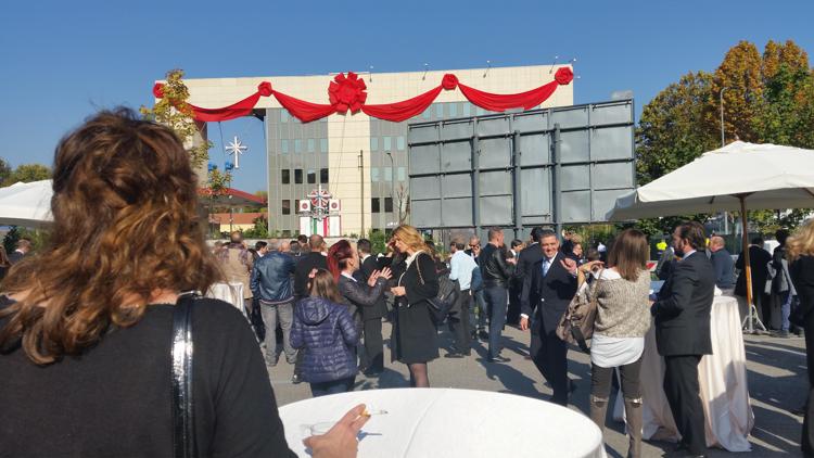 Scientology apre la sua chiesa a Milano: attese 10.000 persone /Foto