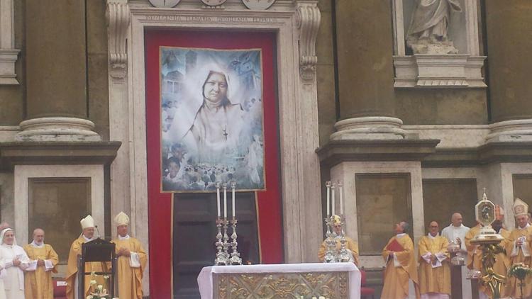 Chiesa: beatificata madre Teresa Casini, la suora dei poveri