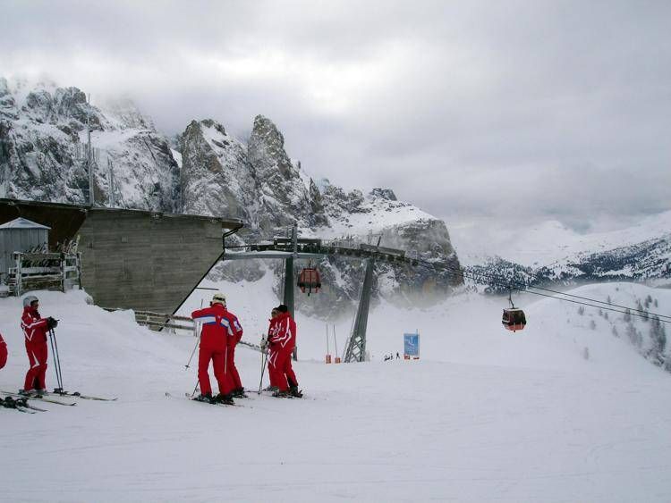 Montagna: l'Osservatorio, 975 euro a persona spesa media settimana bianca