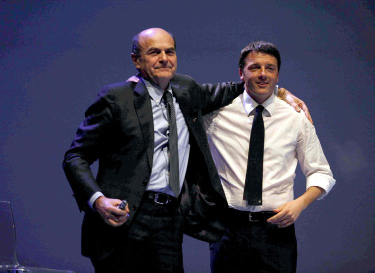 Pier Luigi Bersani e Matteo Renzi 