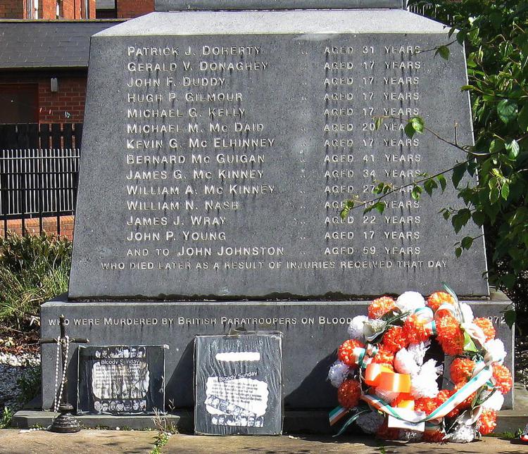 Il Bloody Sunday Memorial a Londonderry