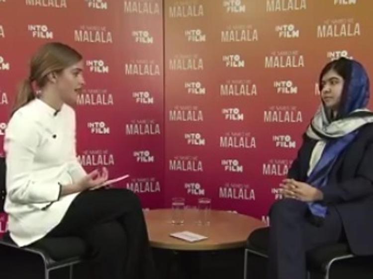 Emma Watson durante l'intervista a Malala Yousafzai