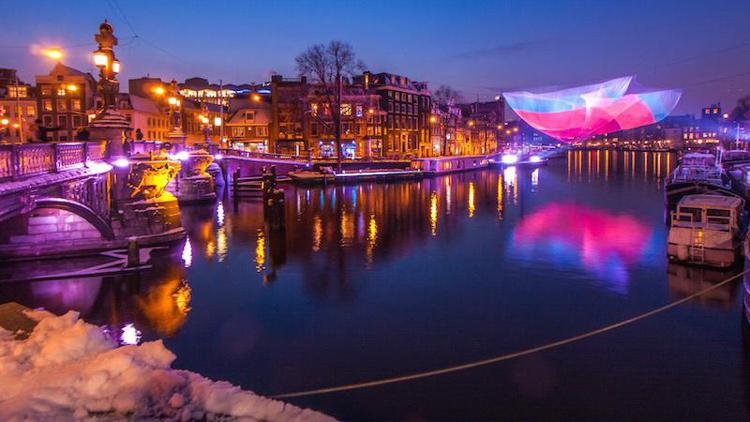 Ad Amsterdam per il Festival delle luci tra canali e vie del centro storico