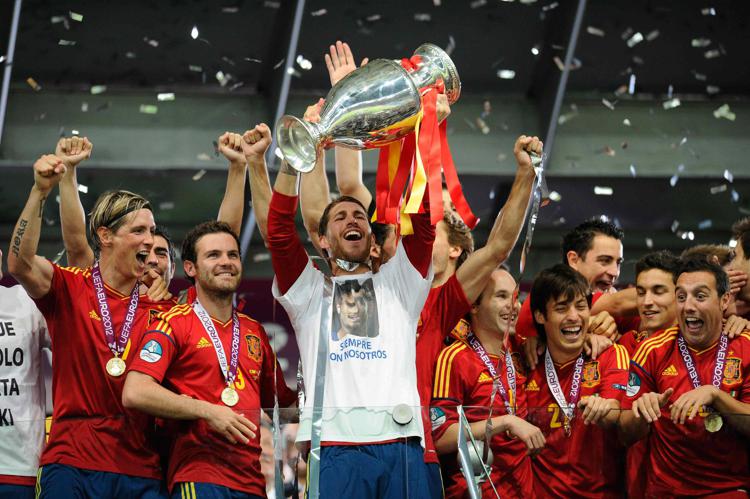 La Spagna festeggia  la vittoria a Euro 2012 (foto Infophoto) - INFOPHOTO