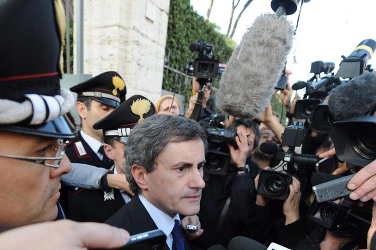 Ex-Rome mayor Alemanno's graft trial opens
