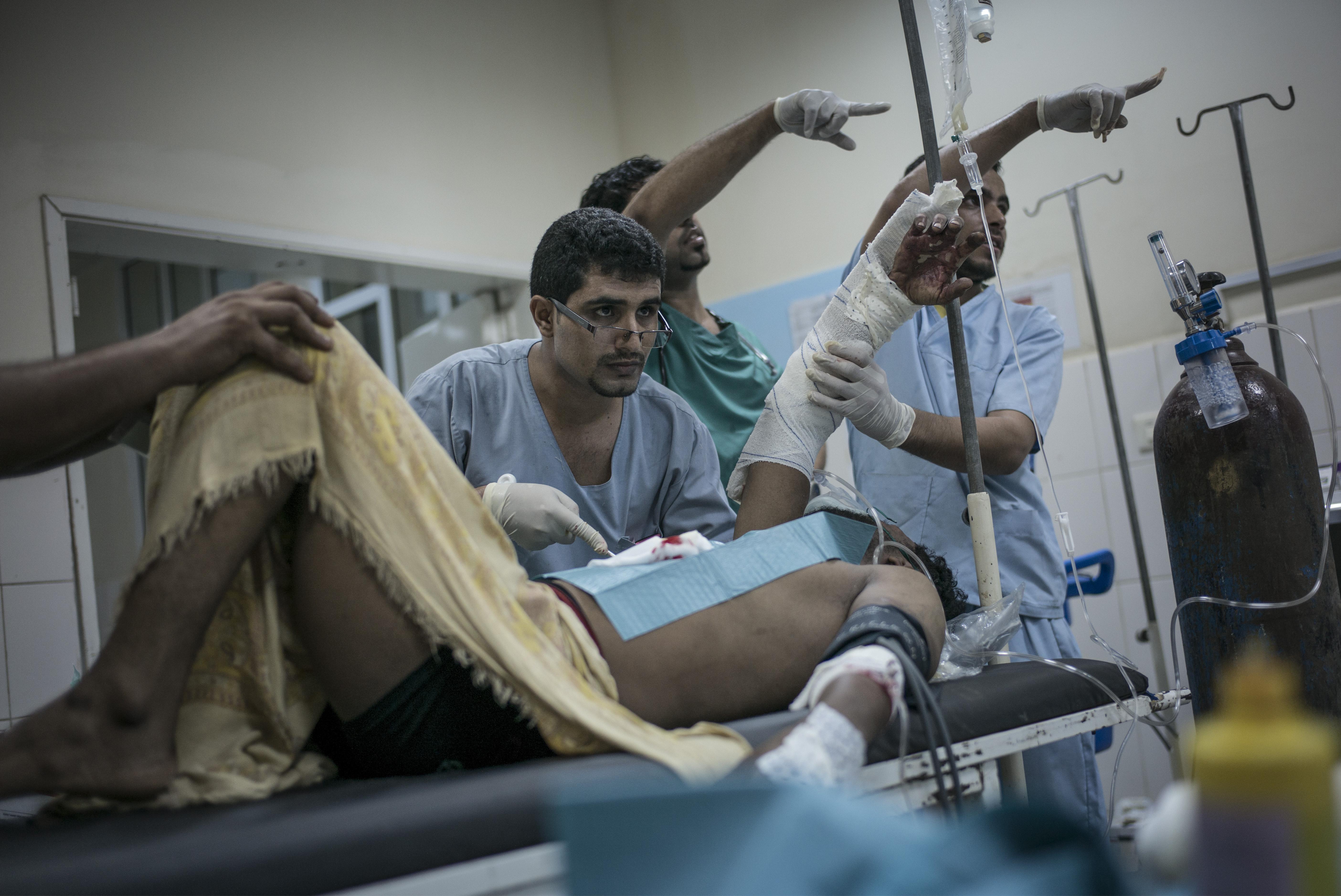 Pronto soccorso nell'ospedale di Aden. (Foto di Guillaume Binet/Myop)