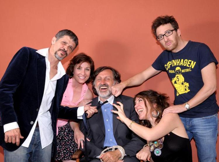 Il cast di 'Generazione di Precari' (foto Valerio Faccini)
