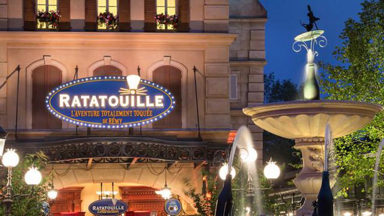 Lavoro: Disneyland Paris, 8.000 assunzioni per parco
