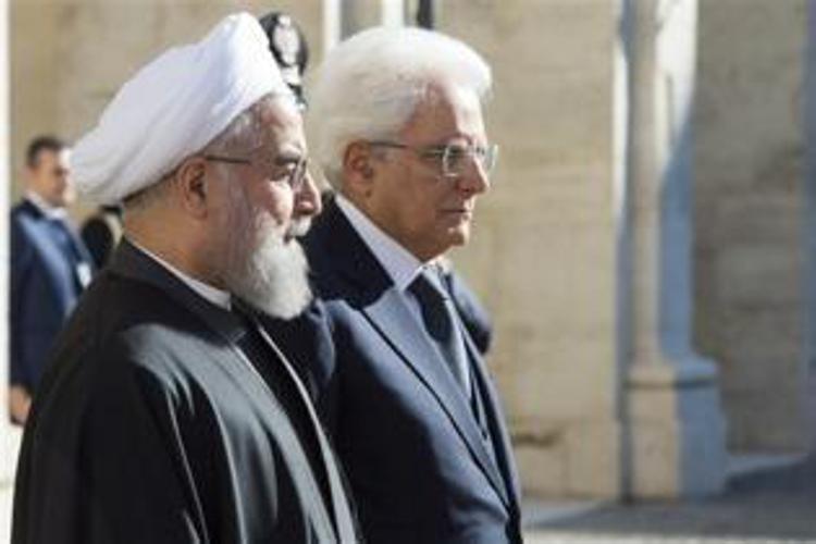 Rouhani vows to fight terrorism during meeting with Italian president