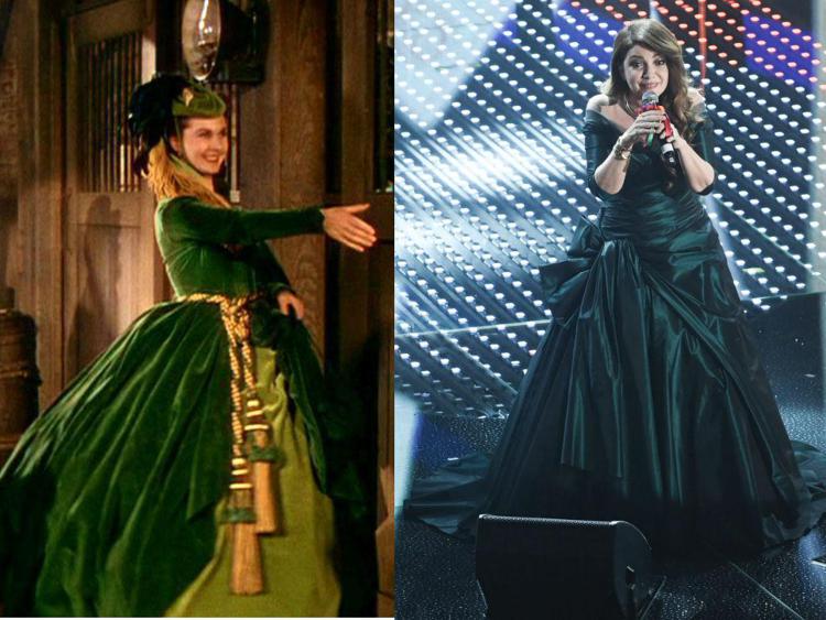 Cristina D'Avena come Rossella O'Hara, l'abito verde fa impazzire il web