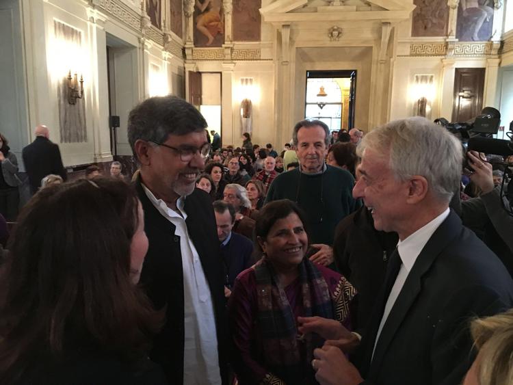 Milano: Pisapia incontra Nobel per la Pace Kailash Satyarthi
