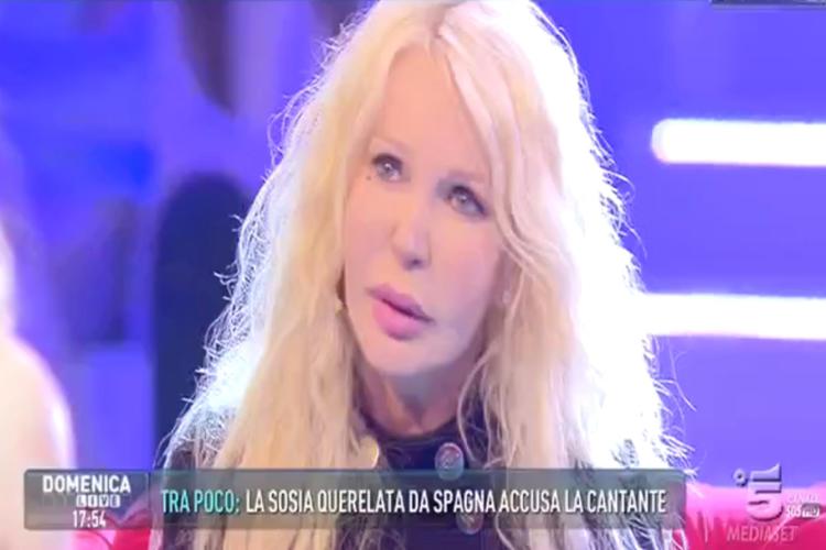 Ivana Spagna a 'Domenica Live' su Canale 5