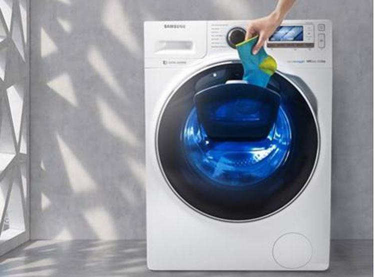 La lavatrice AddWash (Foto dal profilo facebook della Samsung) 