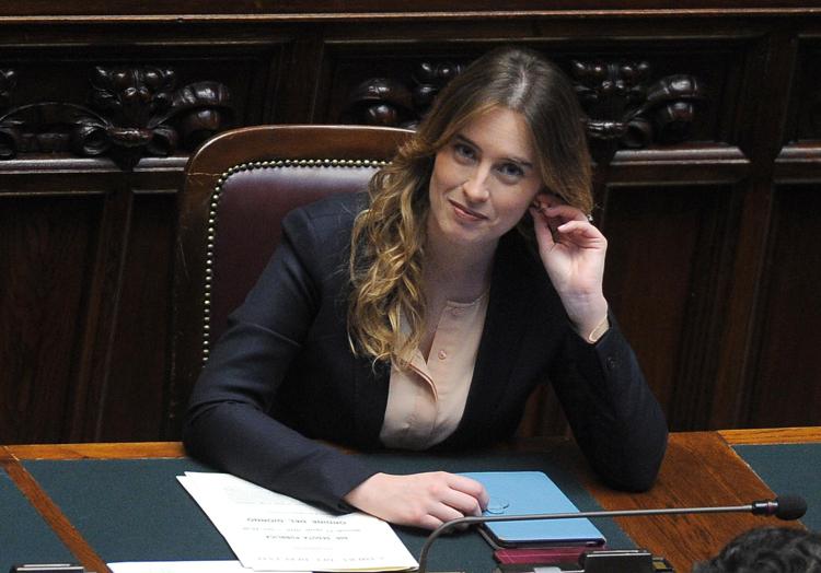 Il ministro delle Riforme Maria Elena Boschi al voto finale sul ddl 'Riforme costituzionali' (FOTOGRAMMA) - (FOTOGRAMMA)