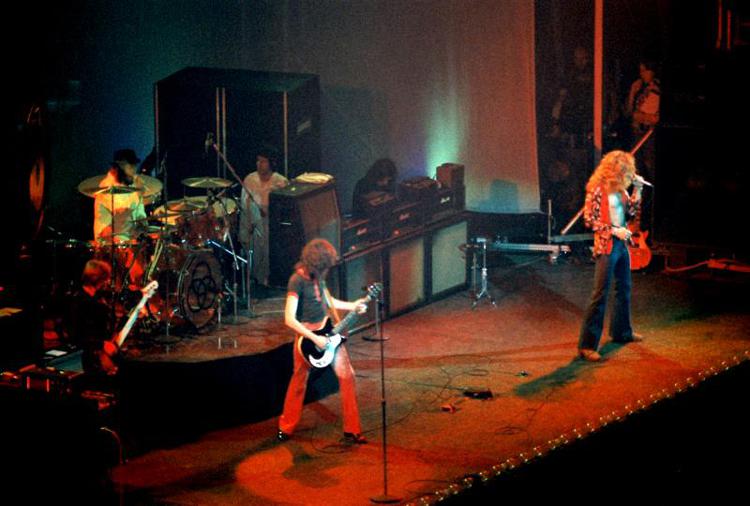 I Led Zeppelin in concerto (foto Tony Morelli per Flickr - Wikipedia)