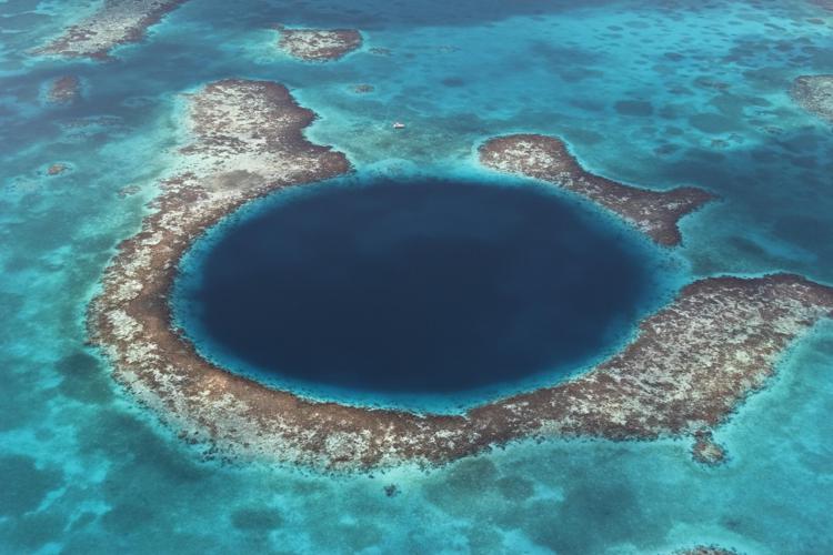 The Blue Hole, barriera corallina Belize
