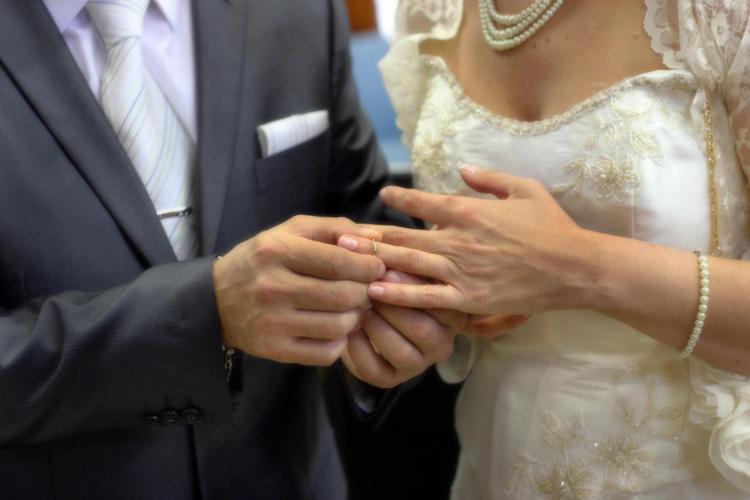 Matrimoni: riti religiosi in caduta libera, -30,7% in 5 anni/Adnkronos