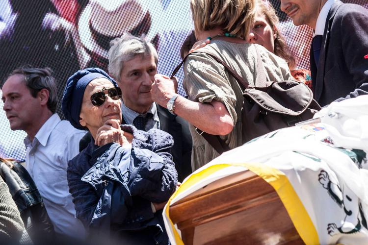 Funerale laico di Marco Pannella a Roma in Piazza Navona. Nella foto Emma Bonino (Foto Fotogramma) - FOTOGRAMMA