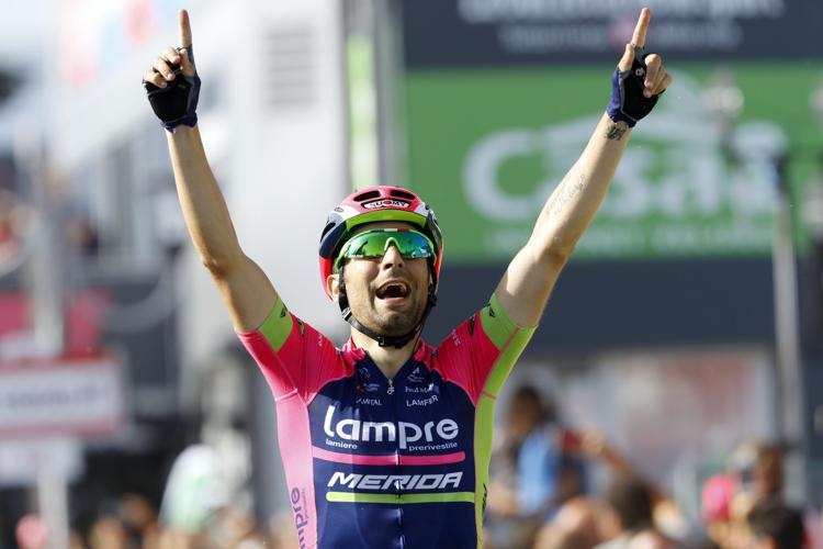 L'italiano Diego Ulissi del team Lampre-Merida vittorioso nella  quarta tappa del Giro d'Italia (Foto Afp) - AFP