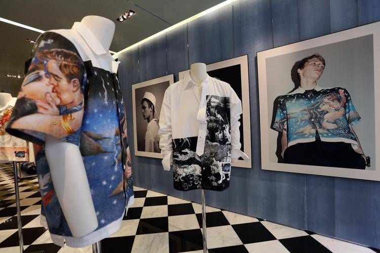 prada uomo firenze